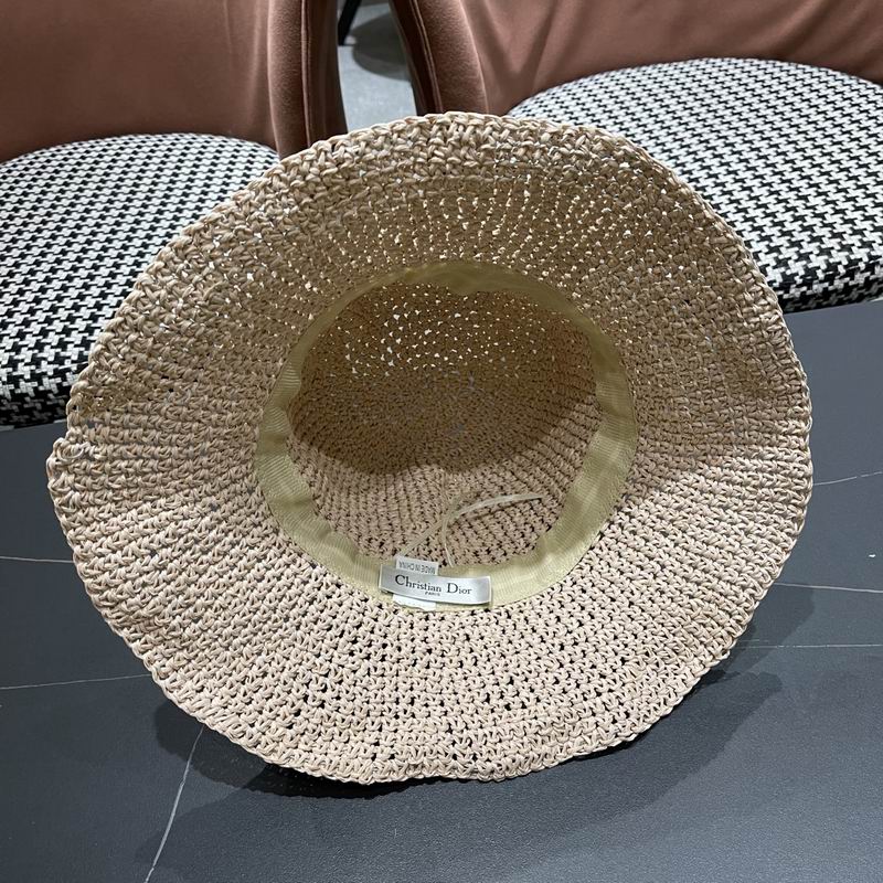 Dior hat (214)