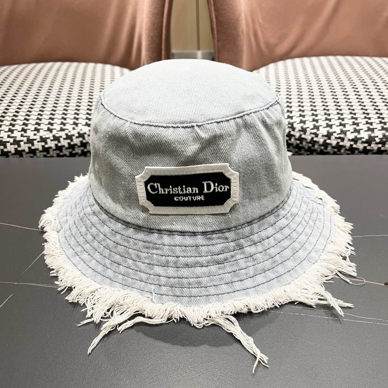 Dior hat (301)