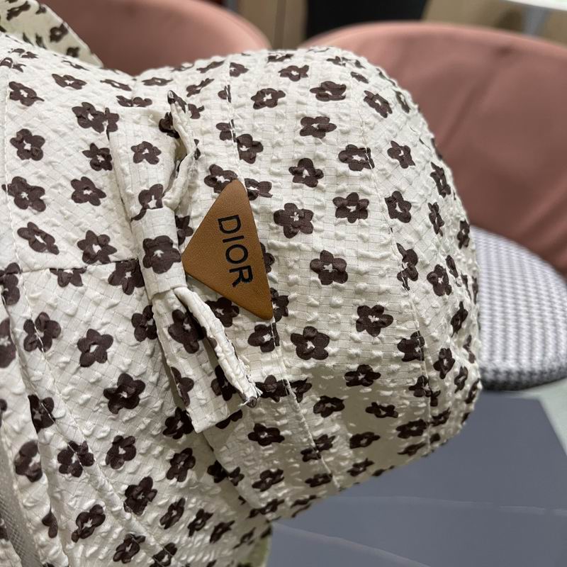 Dior hat (303)