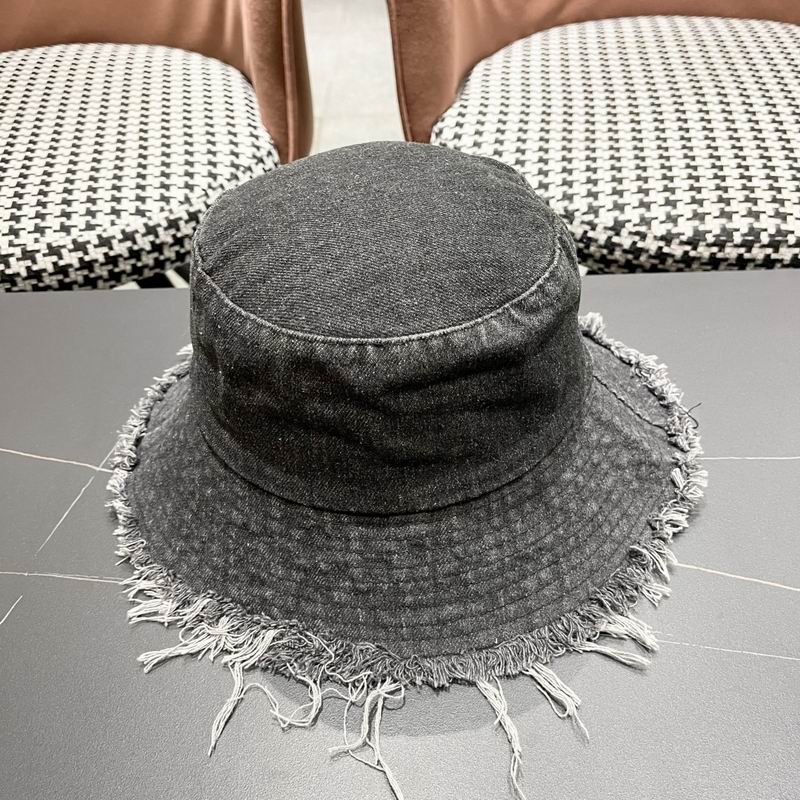 Dior hat (308)