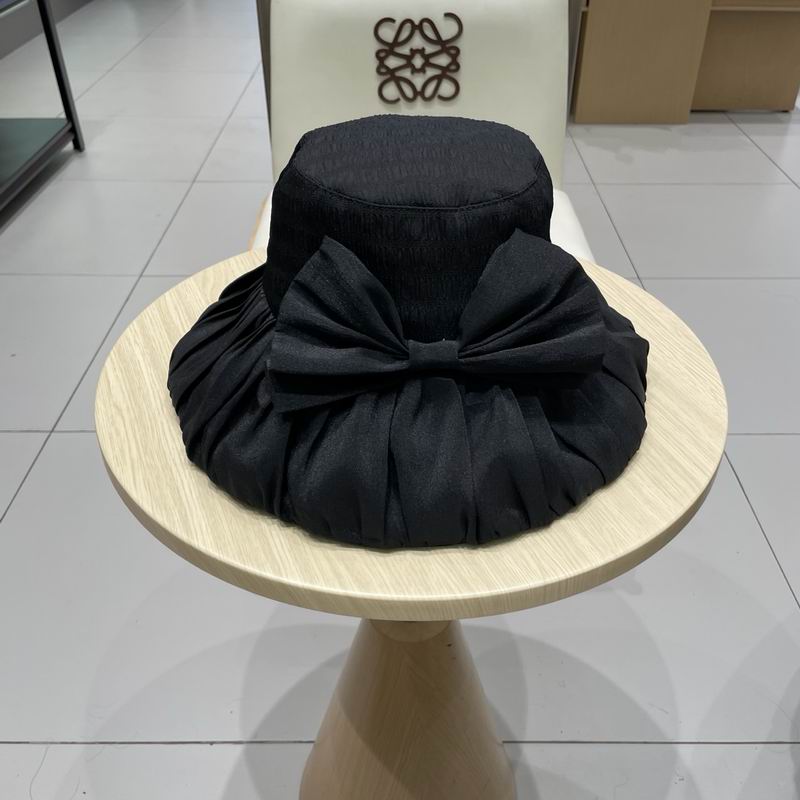 Dior hat (330)