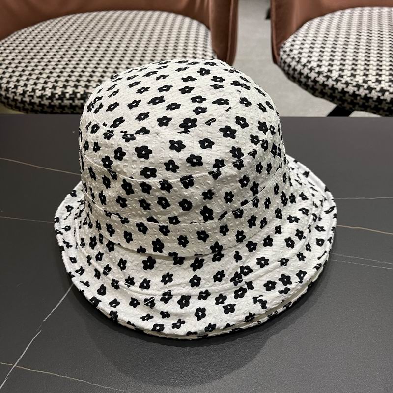 Dior hat (331)