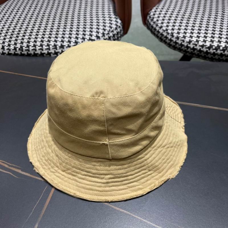 Dior hat (523)