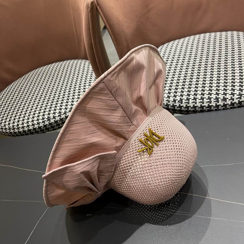 Dior hat (589)
