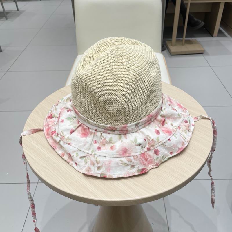 Dior hat (636)