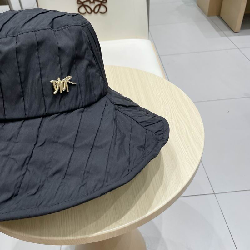 Dior hat (661)