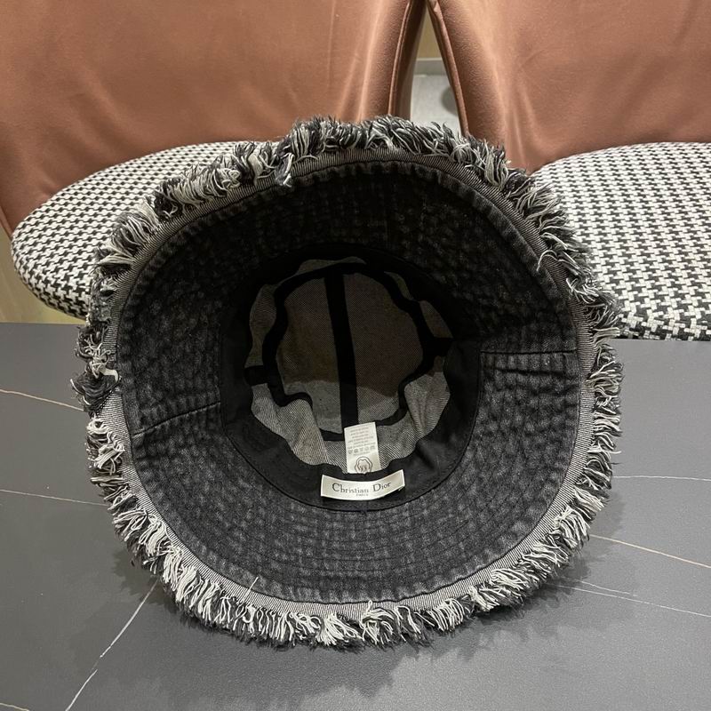 Dior hat (747)