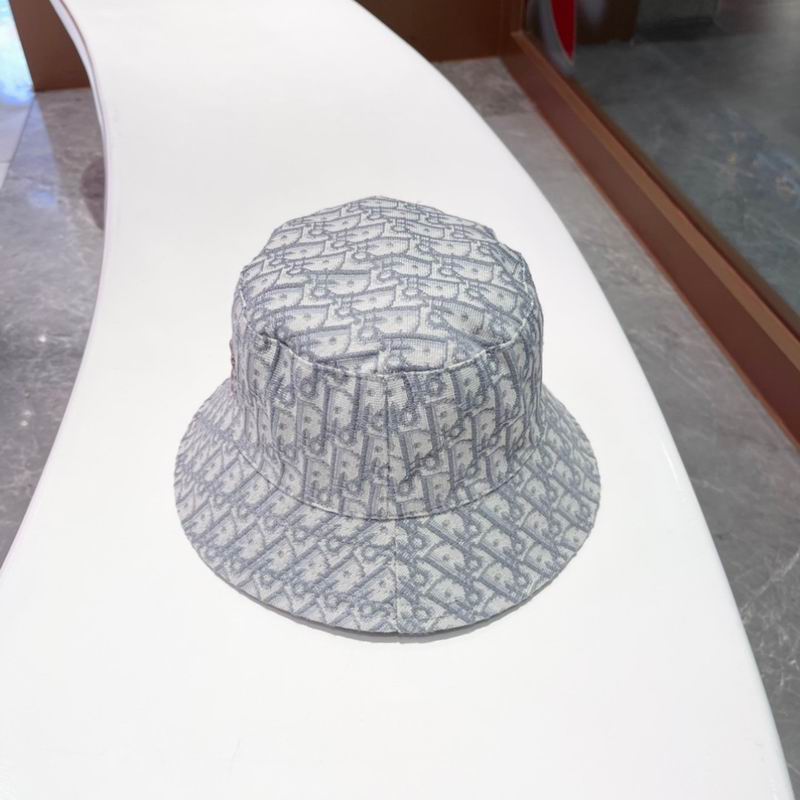 Dior hat (842)