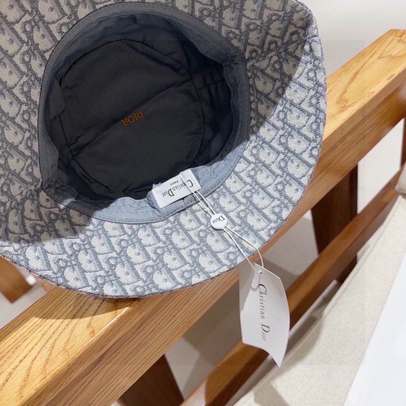 Dior hat dx (10)