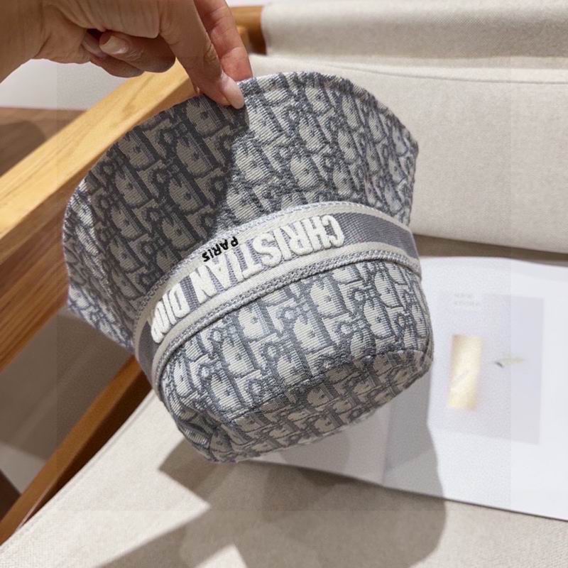 Dior hat dx (11)