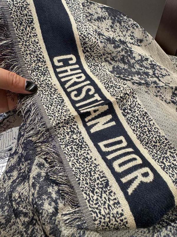 Dior scarf 140X140cm 57%羊毛 43%真丝 E03 (1)