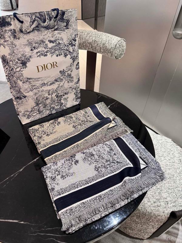 Dior scarf 140X140cm 57%羊毛 43%真丝 E03 (7)