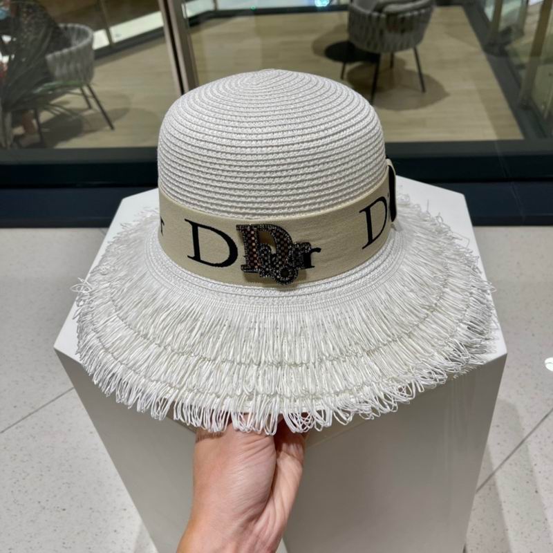 Dior top hat (1077)