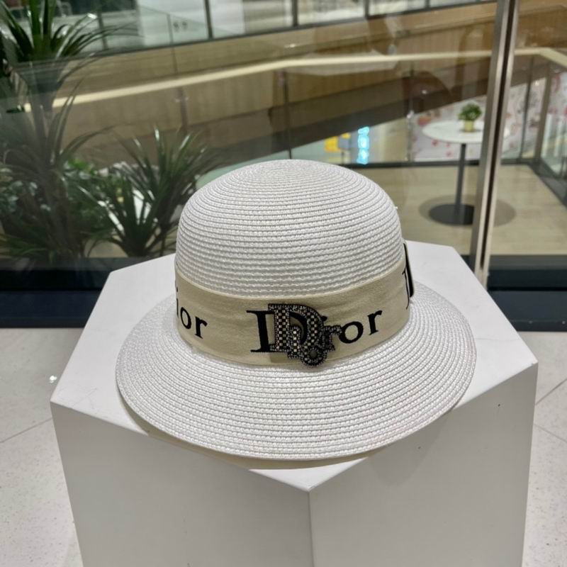 Dior top hat (1117)