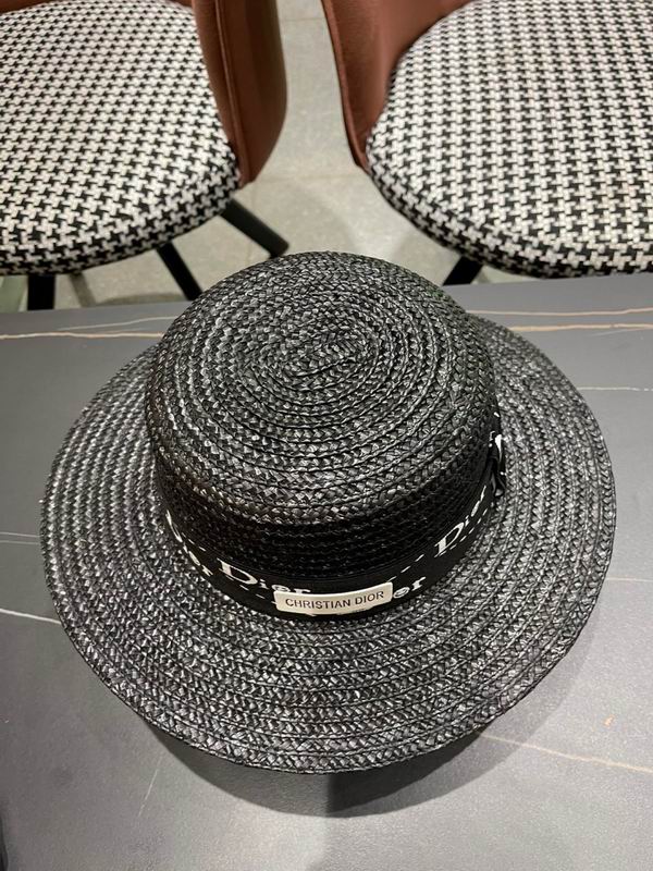 Dior top hat (160)