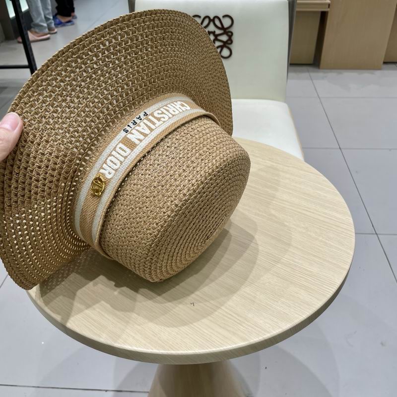 Dior top hat (200)
