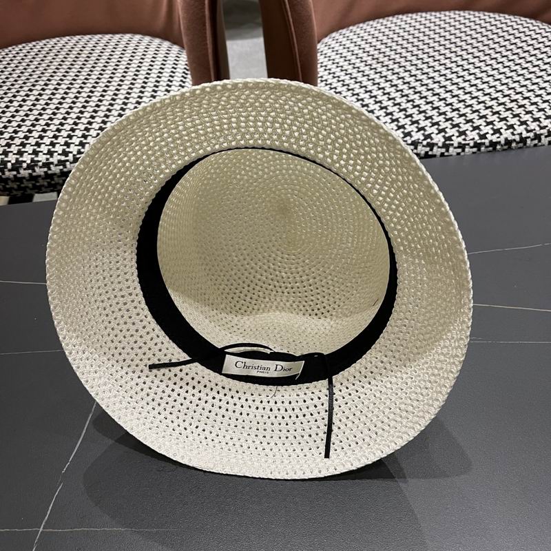 Dior top hat (360)