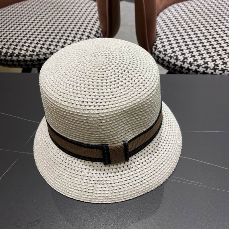 Dior top hat (365)