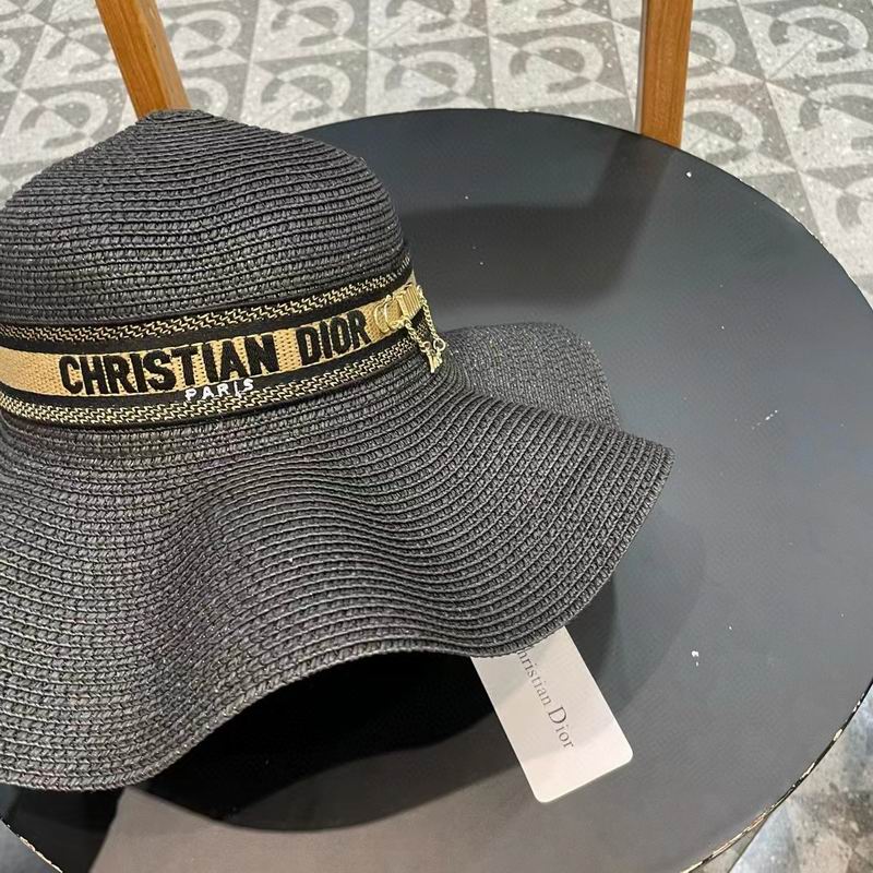 Dior top hat (403)