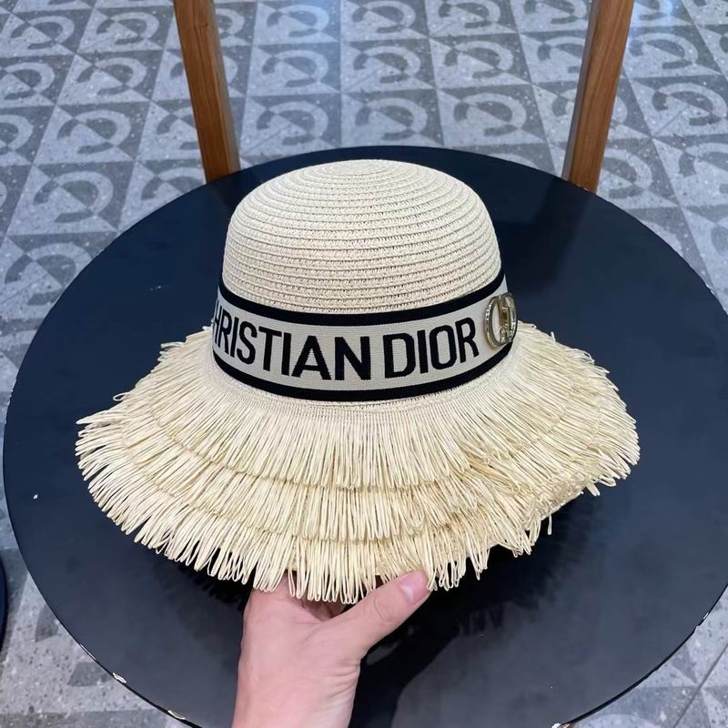 Dior top hat (41)