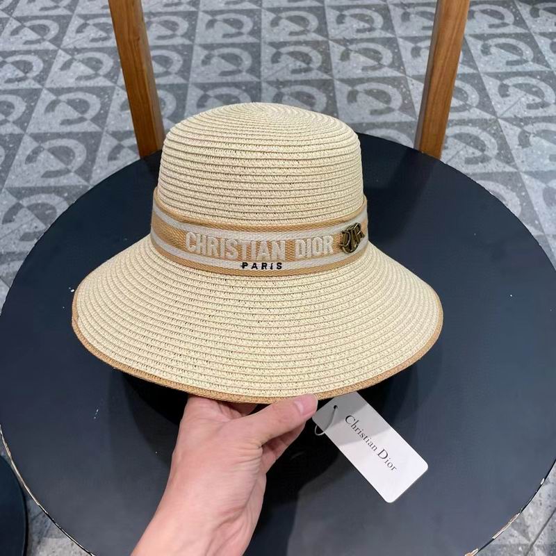 Dior top hat (451)