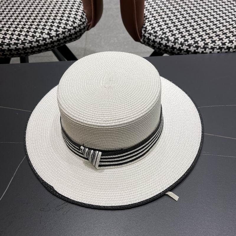 Dior top hat (504)
