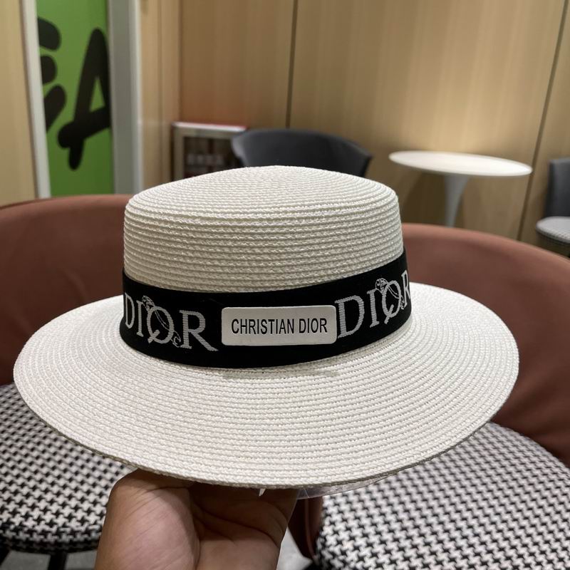 Dior top hat (569)