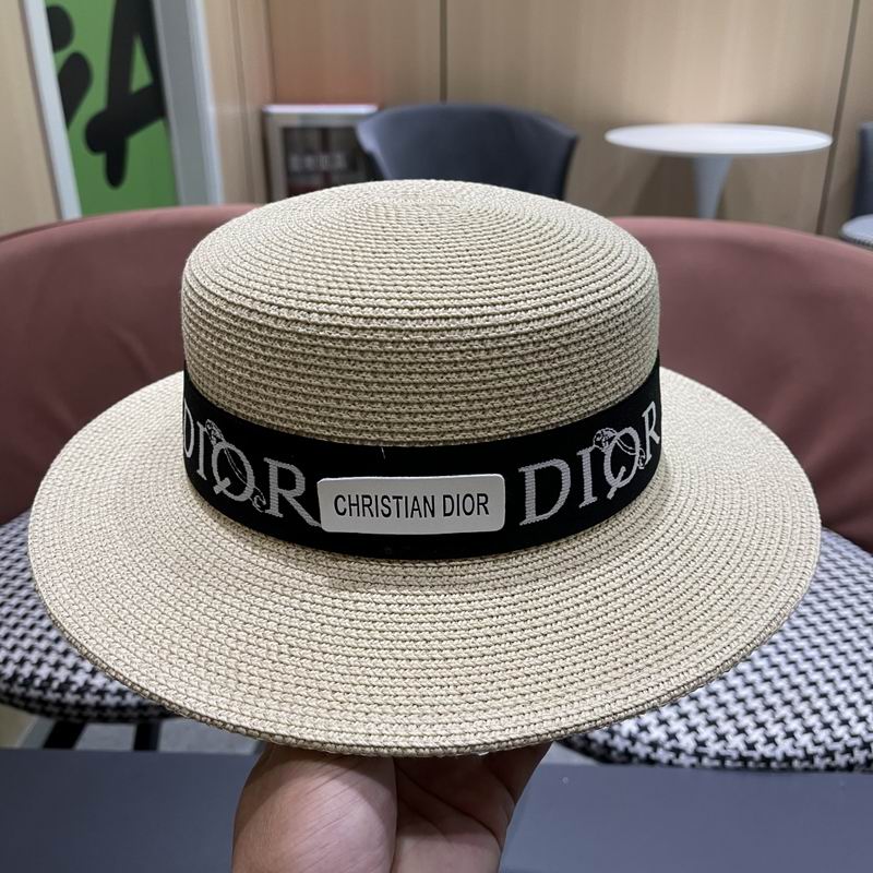 Dior top hat (590)