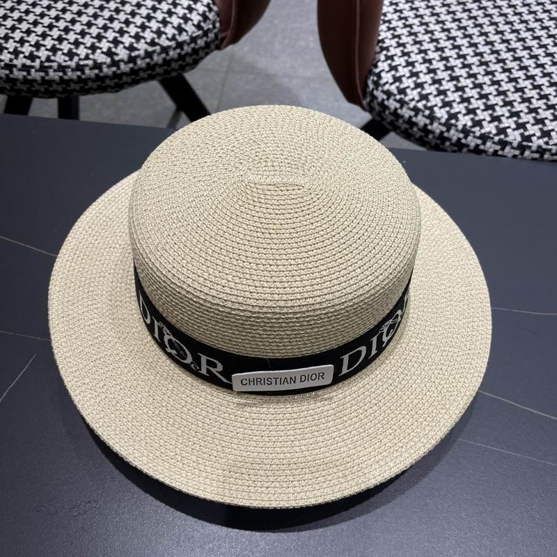 Dior top hat (593)