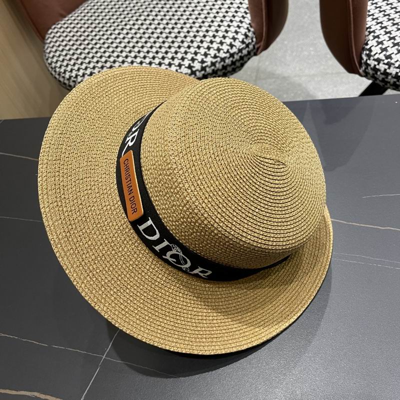 Dior top hat (604)