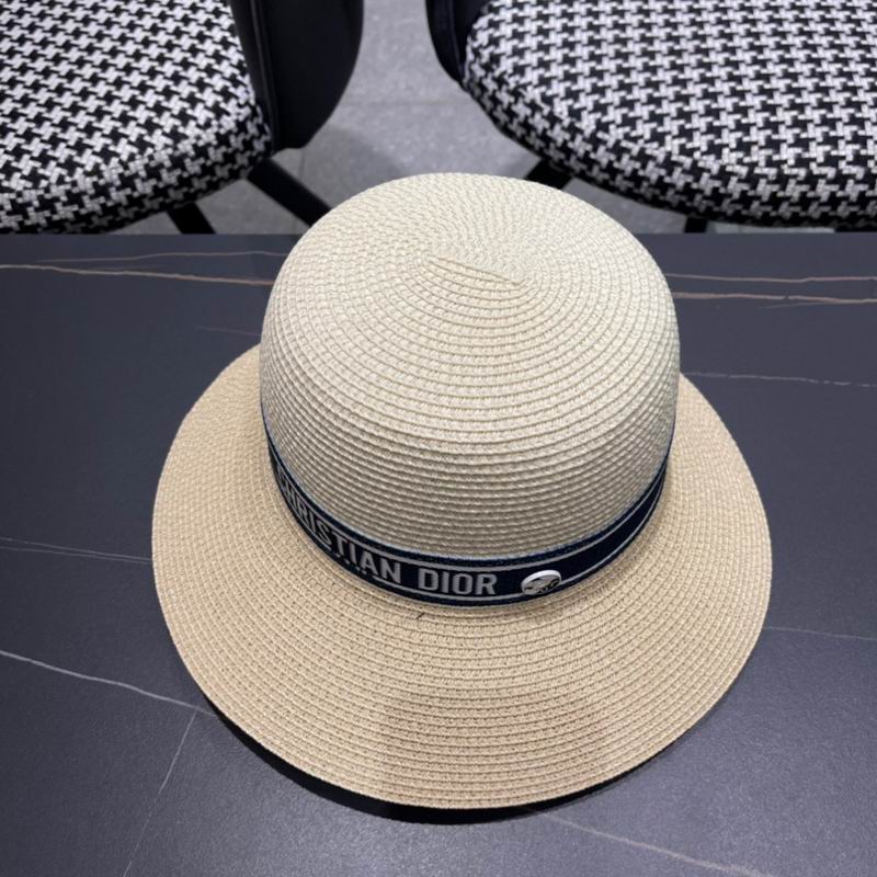 Dior top hat (633)