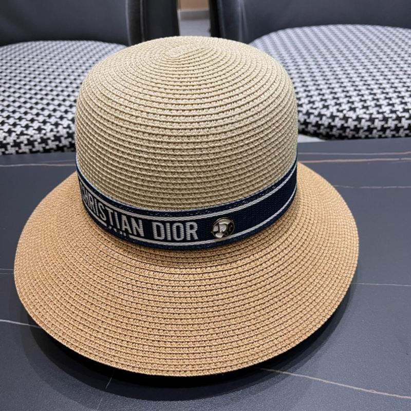 Dior top hat (647)