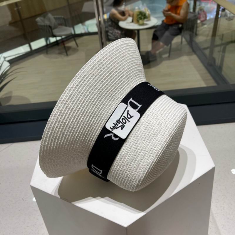 Dior top hat (661)