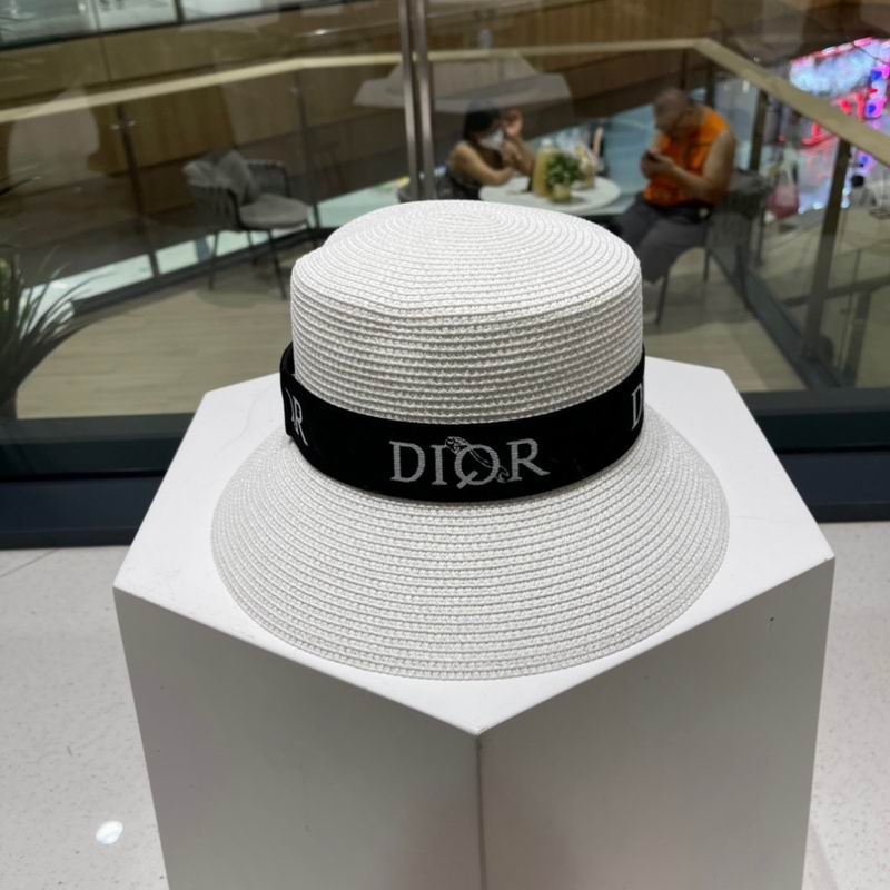 Dior top hat (664)