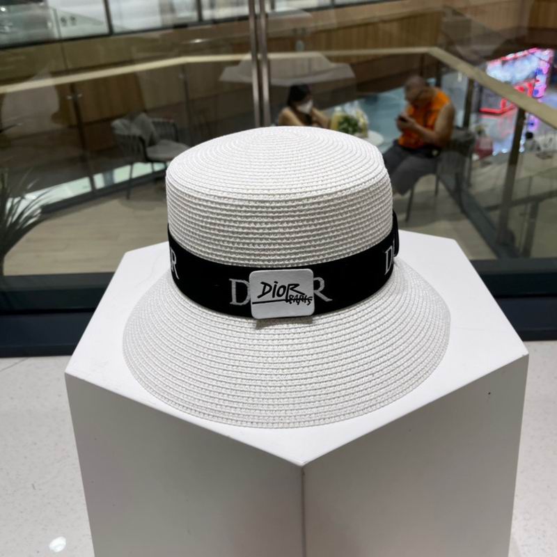 Dior top hat (665)