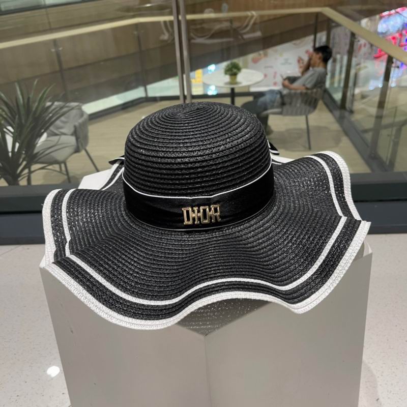 Dior top hat (672)