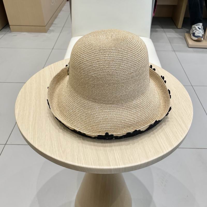 Dior top hat (691)