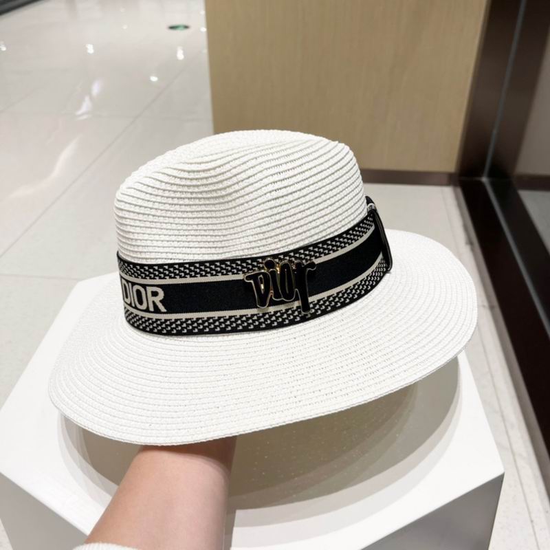 Dior top hat (707)