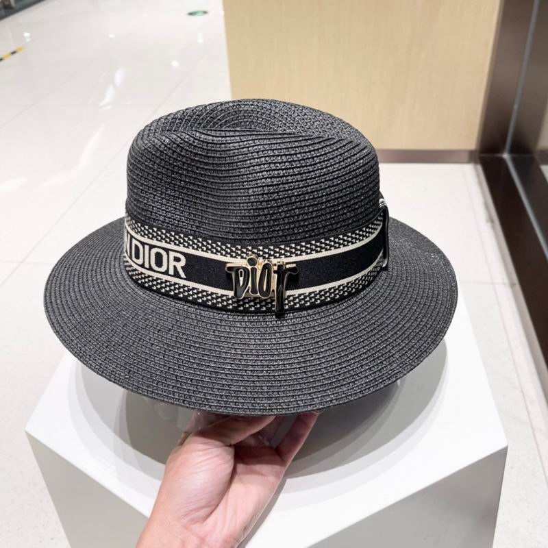 Dior top hat (723)