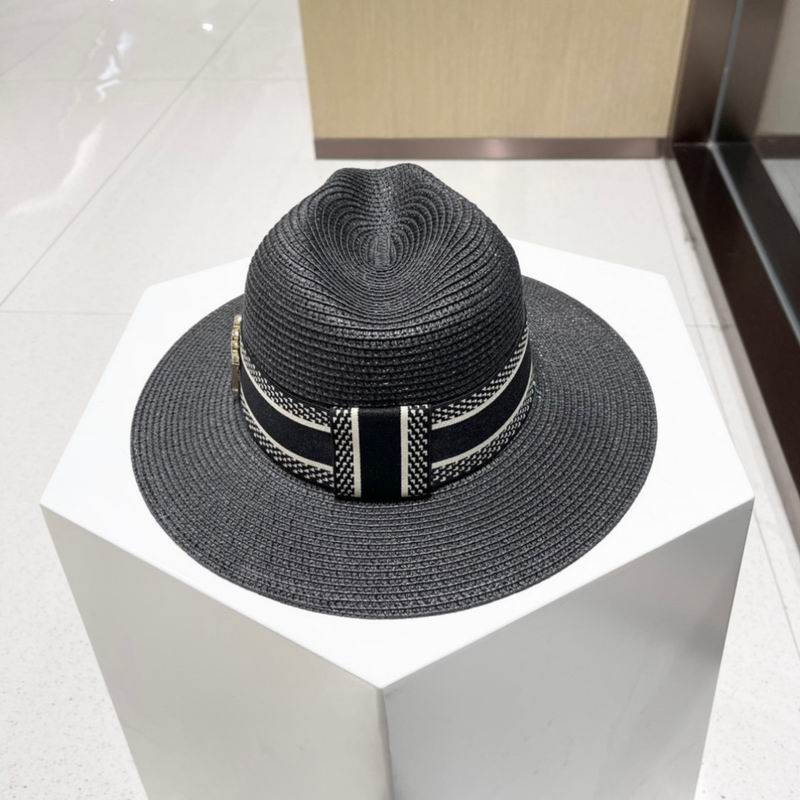 Dior top hat (726)
