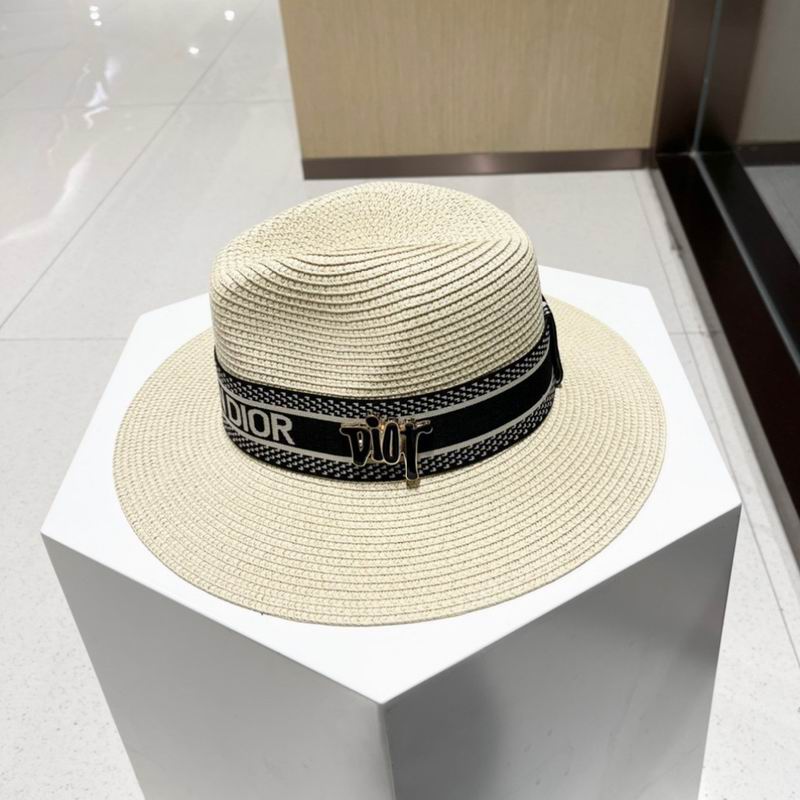 Dior top hat (736)