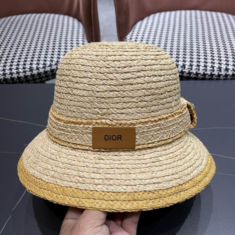 Dior top hat (742)