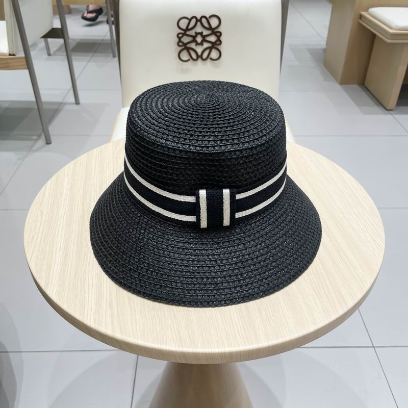 Dior top hat (837)