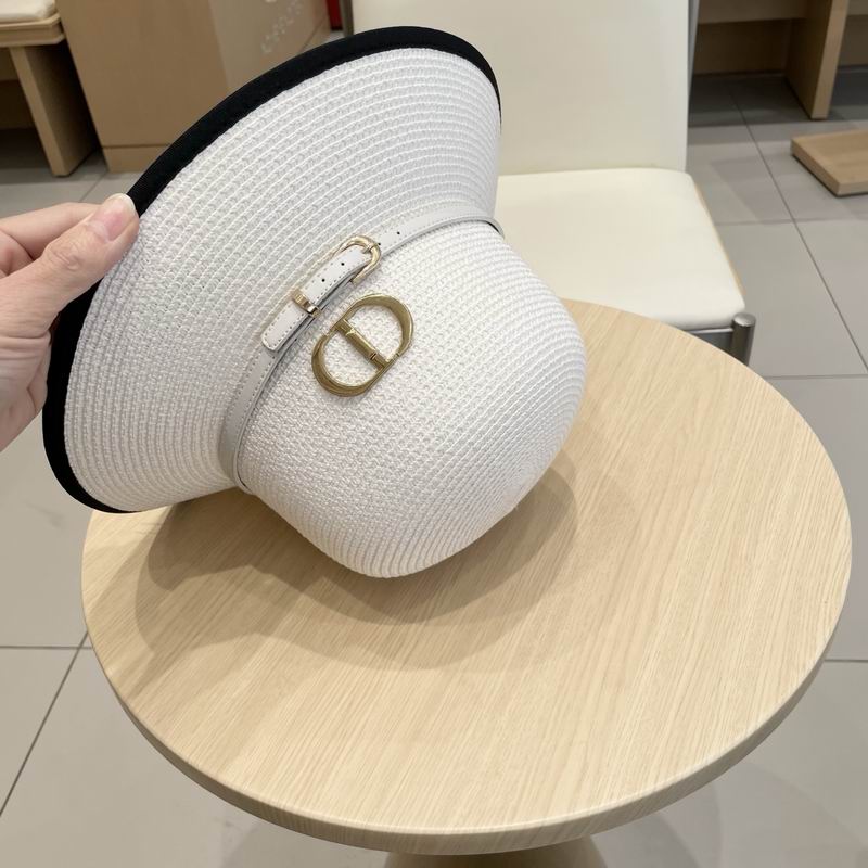 Dior top hat (907)