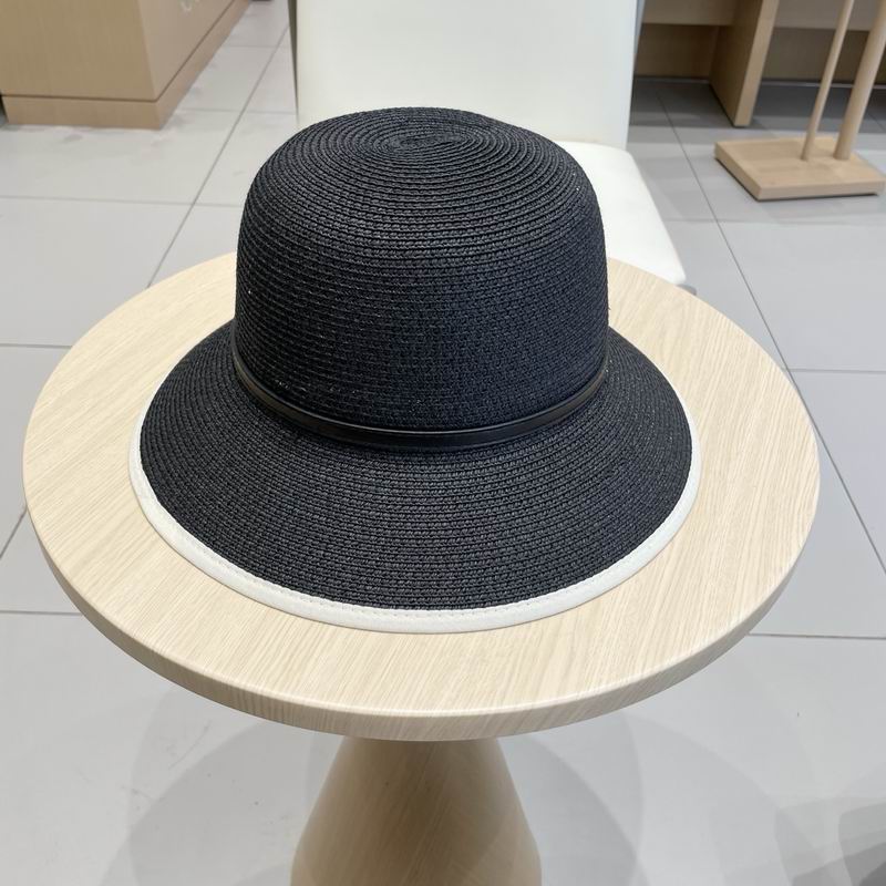 Dior top hat (917)