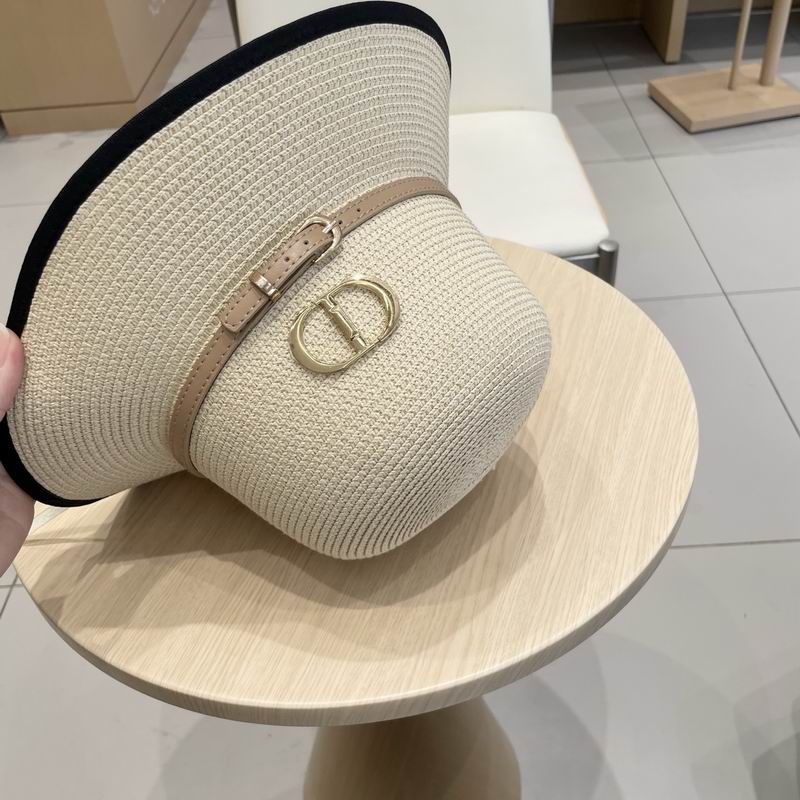 Dior top hat (923)