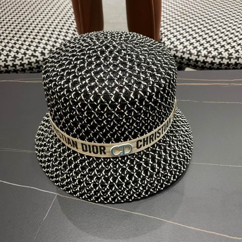 Dior top hat (946)