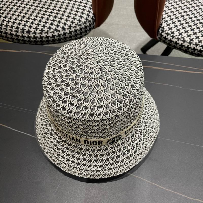Dior top hat (953)