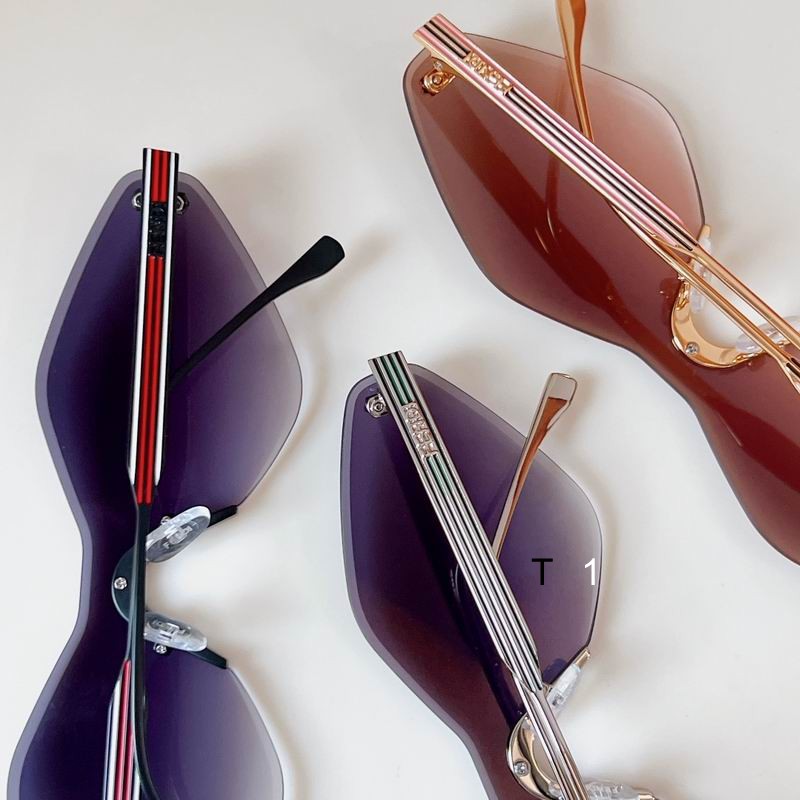 Fendi FE0440S 145 0-142 a08