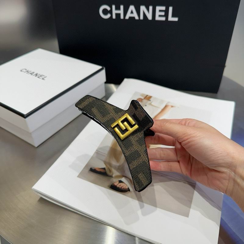 Fendi Hair grab clip hh (7)
